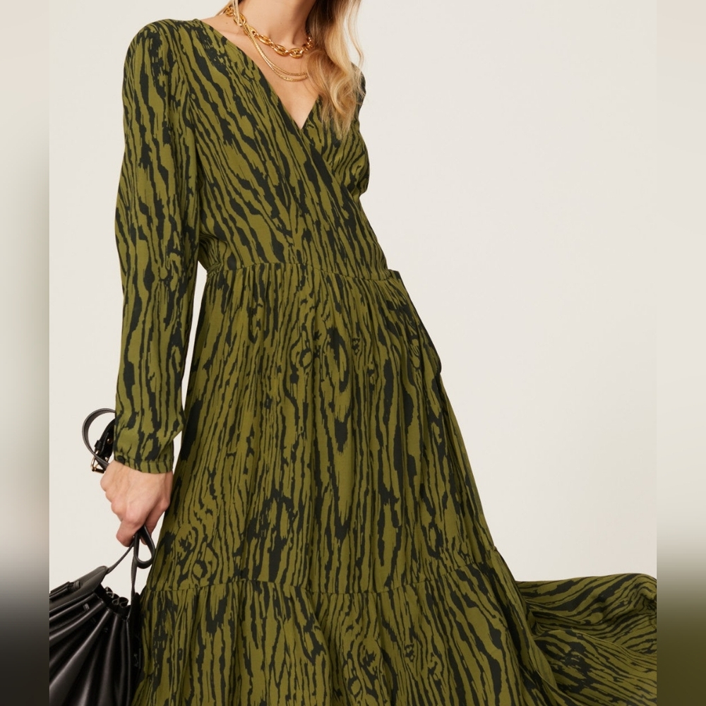 Baum und Pferdgarten Olive Wood Print Alessia Wrap Front Long Sleeve Midi Dress